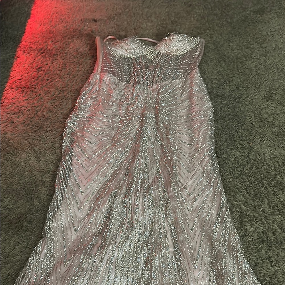 a:glow Silver Strapless Sweetheart Gown